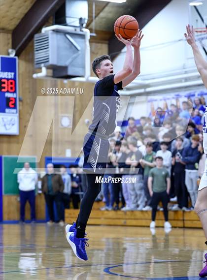 Thumbnail 3 in Cascade Christian @ Bellevue Christian (WIAA 1A District Round 2) photogallery.