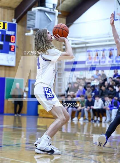 Thumbnail 2 in Cascade Christian @ Bellevue Christian (WIAA 1A District Round 2) photogallery.