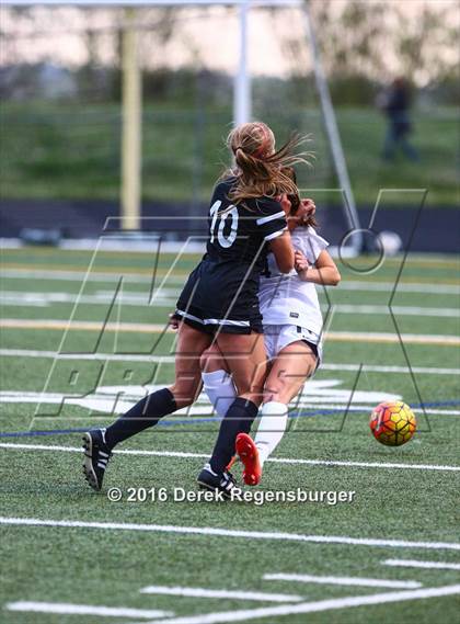 Thumbnail 3 in Monarch vs Fairview (CHSAA 5A 2nd Round) photogallery.