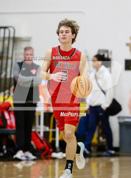 Thumbnail 1 in Oak Hills vs Pilibos (St. Francis Holiday Hoopfest Tournament) photogallery.