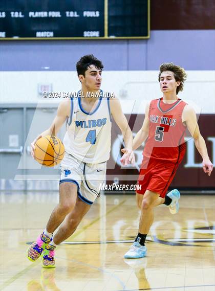 Thumbnail 3 in Oak Hills vs Pilibos (St. Francis Holiday Hoopfest Tournament) photogallery.