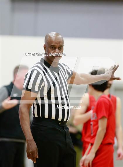 Thumbnail 2 in Oak Hills vs Pilibos (St. Francis Holiday Hoopfest Tournament) photogallery.