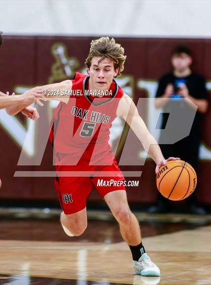 Thumbnail 2 in Oak Hills vs Pilibos (St. Francis Holiday Hoopfest Tournament) photogallery.