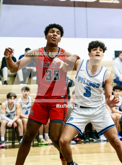 Thumbnail 1 in Oak Hills vs Pilibos (St. Francis Holiday Hoopfest Tournament) photogallery.
