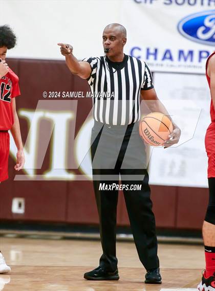 Thumbnail 1 in Oak Hills vs Pilibos (St. Francis Holiday Hoopfest Tournament) photogallery.