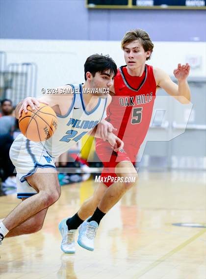 Thumbnail 3 in Oak Hills vs Pilibos (St. Francis Holiday Hoopfest Tournament) photogallery.
