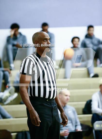 Thumbnail 3 in Oak Hills vs Pilibos (St. Francis Holiday Hoopfest Tournament) photogallery.
