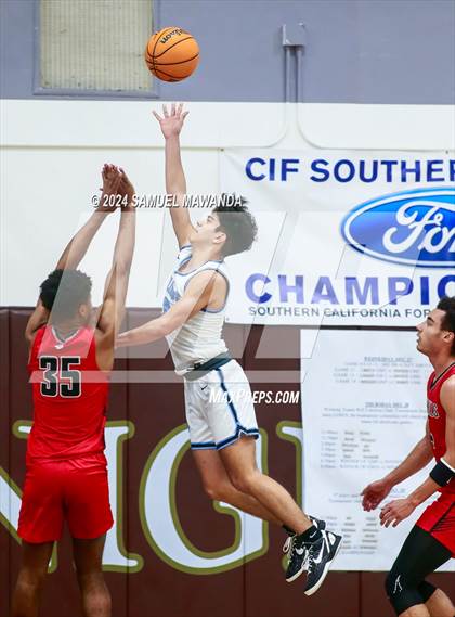 Thumbnail 1 in Oak Hills vs Pilibos (St. Francis Holiday Hoopfest Tournament) photogallery.