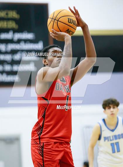 Thumbnail 3 in Oak Hills vs Pilibos (St. Francis Holiday Hoopfest Tournament) photogallery.