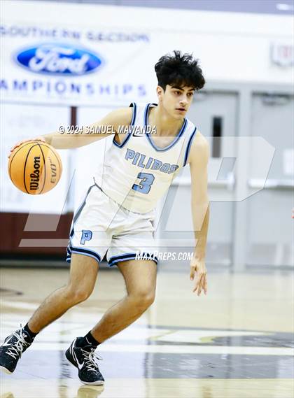 Thumbnail 2 in Oak Hills vs Pilibos (St. Francis Holiday Hoopfest Tournament) photogallery.
