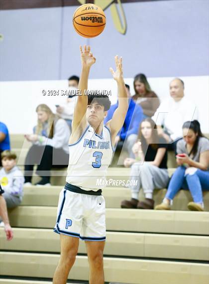 Thumbnail 3 in Oak Hills vs Pilibos (St. Francis Holiday Hoopfest Tournament) photogallery.