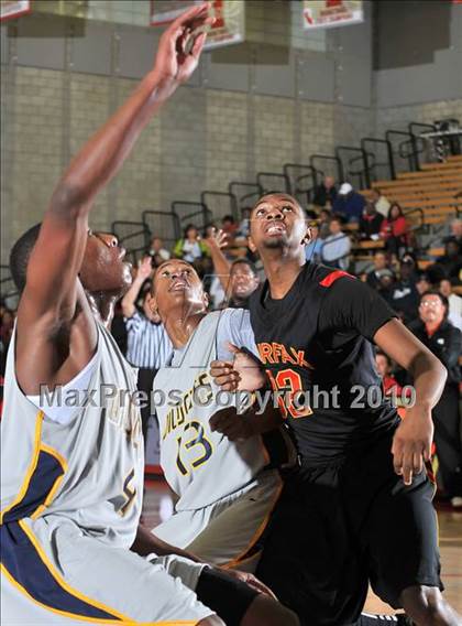 Thumbnail 1 in Fairfax vs. Wheeler (Nike Extravaganza) photogallery.
