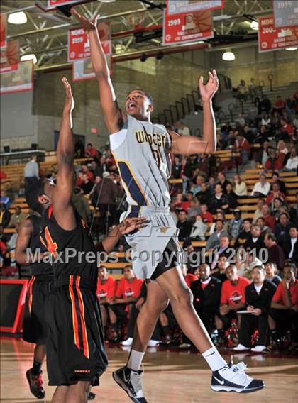 Thumbnail 3 in Fairfax vs. Wheeler (Nike Extravaganza) photogallery.