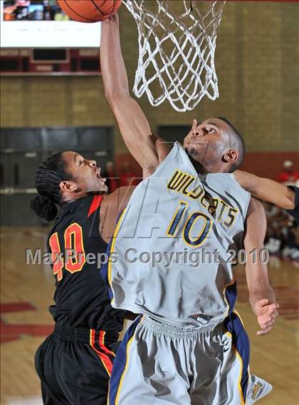 Thumbnail 1 in Fairfax vs. Wheeler (Nike Extravaganza) photogallery.