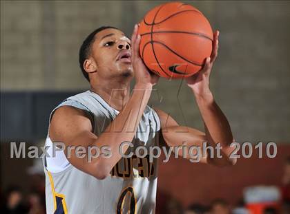 Thumbnail 2 in Fairfax vs. Wheeler (Nike Extravaganza) photogallery.