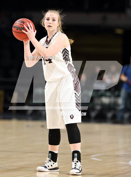 Thumbnail 3 in Swink vs. Sanford (CHSAA Final 4) photogallery.