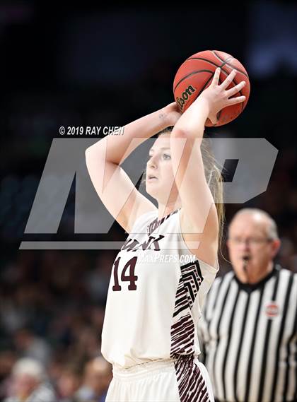 Thumbnail 2 in Swink vs. Sanford (CHSAA Final 4) photogallery.