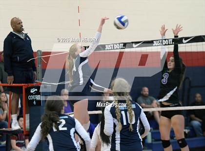 Thumbnail 3 in Ralston Valley vs. Silverado (Durango Fall Classic) photogallery.