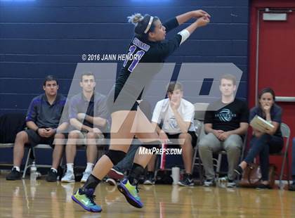 Thumbnail 3 in Ralston Valley vs. Silverado (Durango Fall Classic) photogallery.