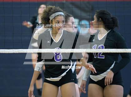 Thumbnail 3 in Ralston Valley vs. Silverado (Durango Fall Classic) photogallery.