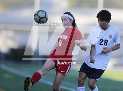 Thumbnail 3 in Village Christian vs Viewpoint photogallery.