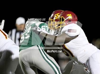 Thumbnail 3 in De La Salle vs. Liberty (CIF NCS Open Division Final) photogallery.