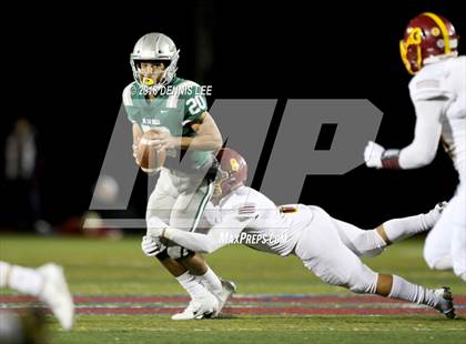 Thumbnail 1 in De La Salle vs. Liberty (CIF NCS Open Division Final) photogallery.