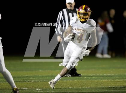 Thumbnail 3 in De La Salle vs. Liberty (CIF NCS Open Division Final) photogallery.