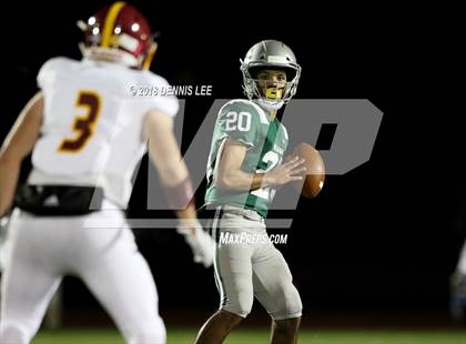 Thumbnail 2 in De La Salle vs. Liberty (CIF NCS Open Division Final) photogallery.