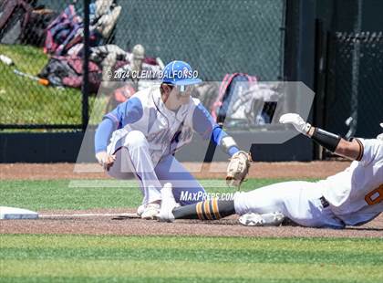 Thumbnail 3 in Akron vs Flatirons Academy (CHSAA 1A Semi Finals) photogallery.