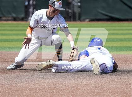 Thumbnail 2 in Akron vs Flatirons Academy (CHSAA 1A Semi Finals) photogallery.