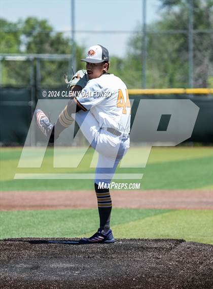 Thumbnail 3 in Akron vs Flatirons Academy (CHSAA 1A Semi Finals) photogallery.