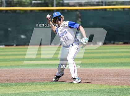 Thumbnail 3 in Akron vs Flatirons Academy (CHSAA 1A Semi Finals) photogallery.