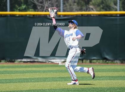 Thumbnail 2 in Akron vs Flatirons Academy (CHSAA 1A Semi Finals) photogallery.