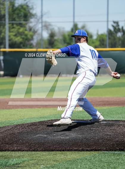 Thumbnail 2 in Akron vs Flatirons Academy (CHSAA 1A Semi Finals) photogallery.