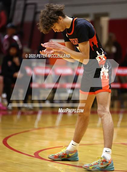 Thumbnail 2 in Keene vs Portsmouth (NHIAA Division I Semi-Final Round) photogallery.
