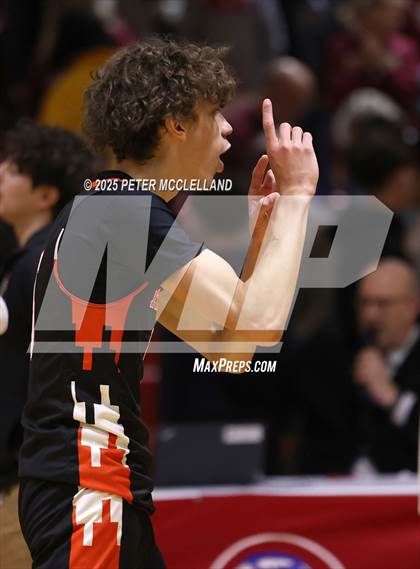 Thumbnail 2 in Keene vs Portsmouth (NHIAA Division I Semi-Final Round) photogallery.