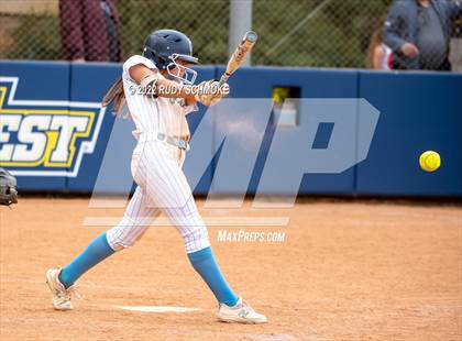 Thumbnail 2 in Poway vs. Granite Hills (CIF SDS DIV 2 Finals) photogallery.