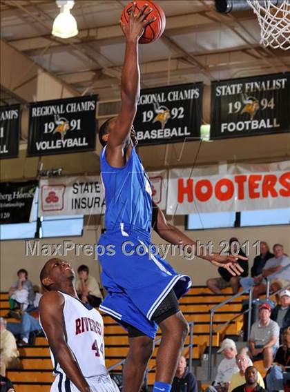 Thumbnail 1 in Riverside vs. Orlando Christian Prep (City of Palms Classic) photogallery.