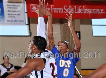 Thumbnail 2 in Riverside vs. Orlando Christian Prep (City of Palms Classic) photogallery.