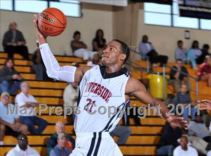 Thumbnail 1 in Riverside vs. Orlando Christian Prep (City of Palms Classic) photogallery.