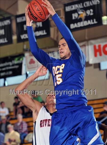 Thumbnail 3 in Riverside vs. Orlando Christian Prep (City of Palms Classic) photogallery.
