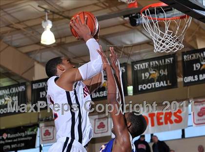 Thumbnail 2 in Riverside vs. Orlando Christian Prep (City of Palms Classic) photogallery.