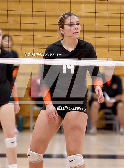 Thumbnail 3 in Roseville vs. Laguna Creek photogallery.