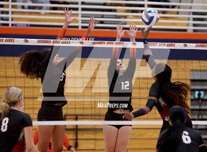 Thumbnail 1 in Roseville vs. Laguna Creek photogallery.