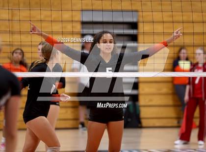 Thumbnail 2 in Roseville vs. Laguna Creek photogallery.