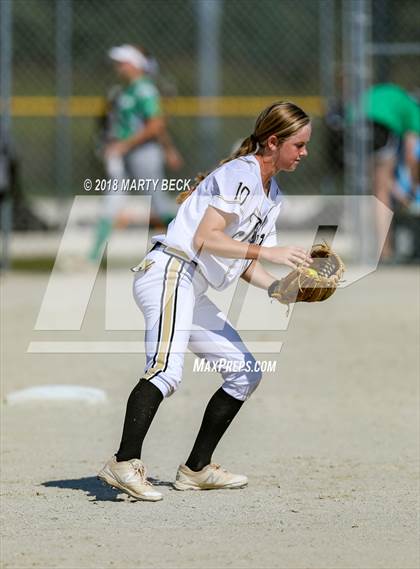 Thumbnail 2 in Blair Oaks vs Lee's Summit (Capital City Invitational) photogallery.