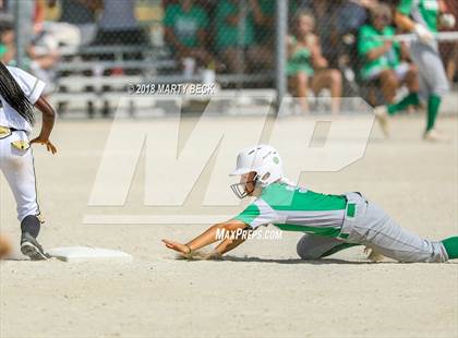 Thumbnail 1 in Blair Oaks vs Lee's Summit (Capital City Invitational) photogallery.