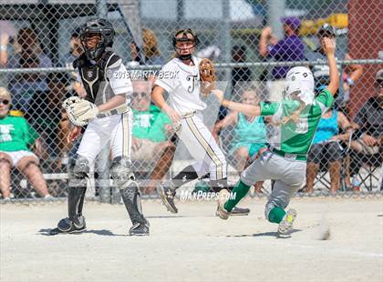Thumbnail 2 in Blair Oaks vs Lee's Summit (Capital City Invitational) photogallery.