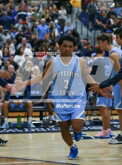 Thumbnail 3 in University City vs. San Diego (CIF SDS D2 Championship) photogallery.